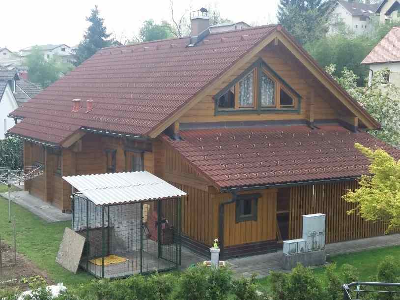 Lesena hiša